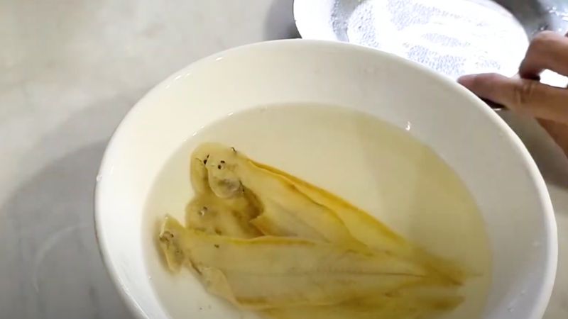 cach-lam-kho-ca-luoi-trau-chien-giam-duong-chua-ngot-hap-dan