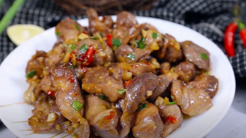 cach-lam-mon-me-ga-xao-bo-toi-don-gian-thom-ngon