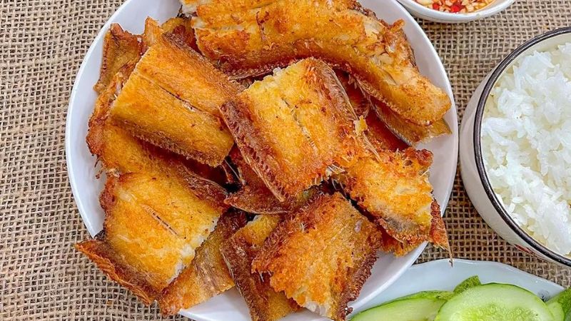 Cách chiên khô cá lưỡi trâu vàng giòn, ngon hao cơm