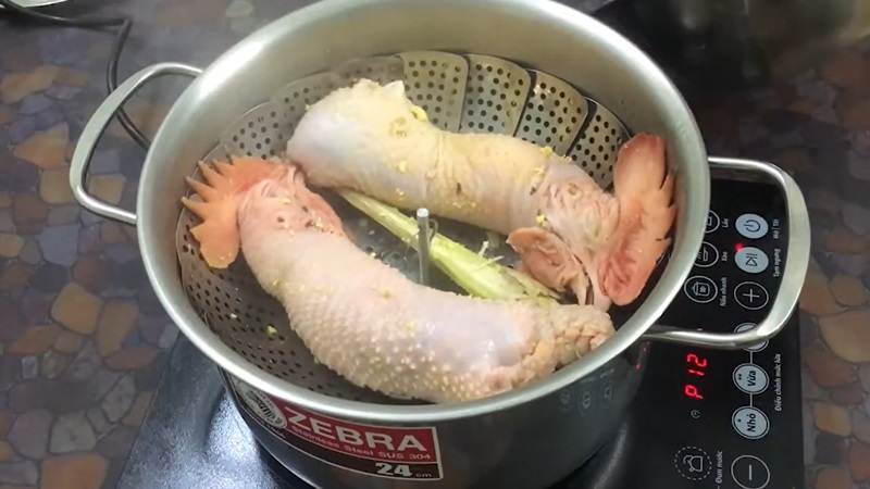 cach-lam-co-ga-nhoi-thit-thom-ngon-hap-dan-tai-nha