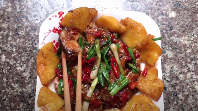 cach-lam-ca-cham-kho-thom-hap-dan-khong-bi-tanh