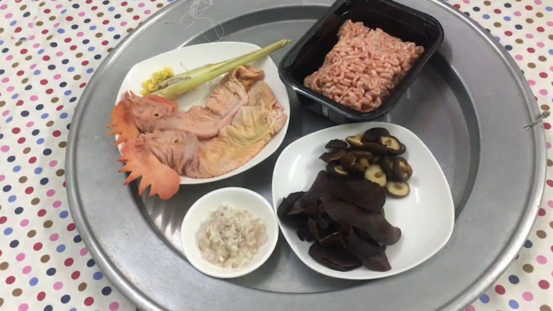 cach-lam-co-ga-nhoi-thit-thom-ngon-hap-dan-tai-nha