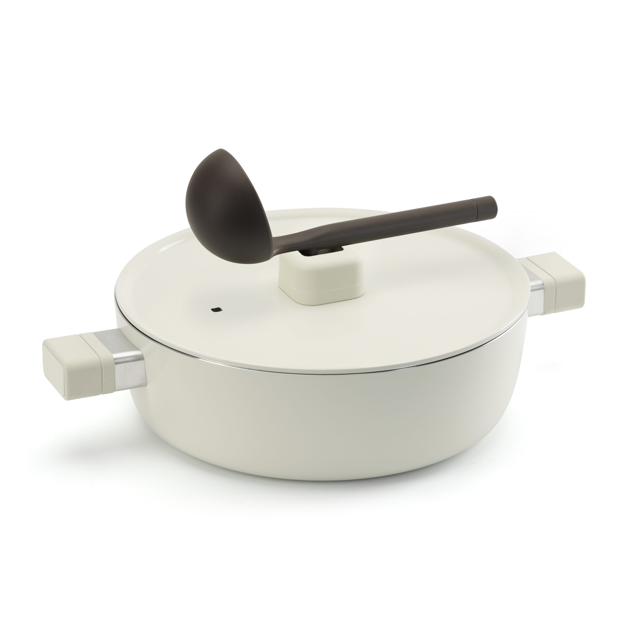 sam-ngay-6-dung-cu-nha-bep-thong-minh-giup-chi-em-nhan-tenh-khi-vao-bep